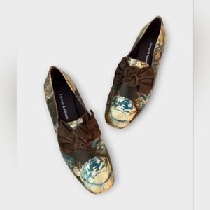 Django & Juliette Varva Bow Loafers size 39